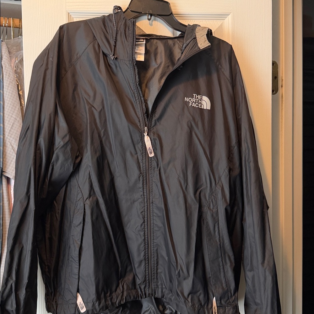 The North Face Men's Black hooded Windbreaker Jacket SZ L